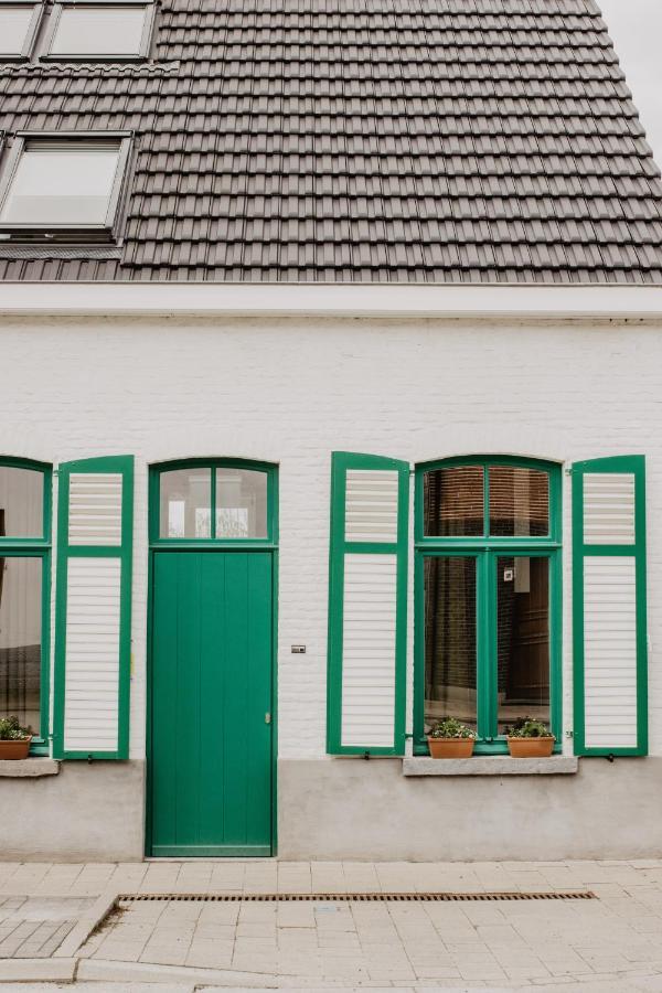 Huisje Nummer Tien Sint-Laureins Buitenkant foto